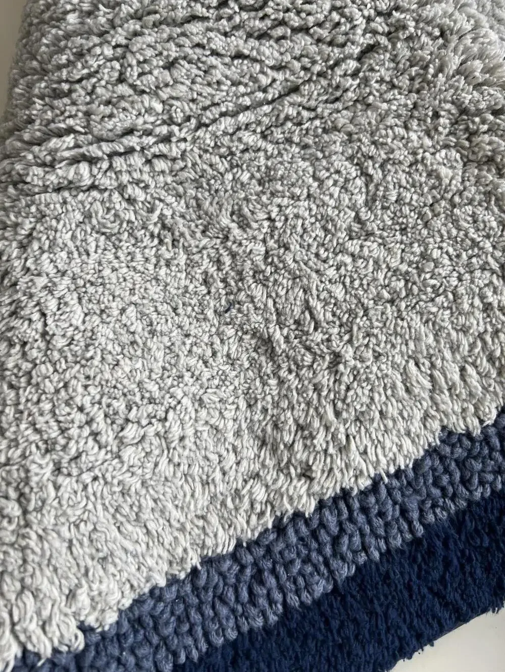 MADISON PARK Amherst Bath Rug, 20